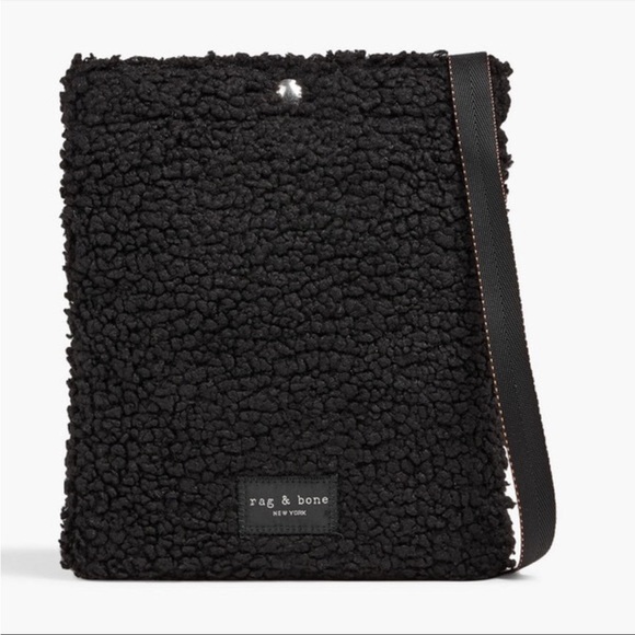 rag & bone Handbags - Rag & Bone Black Addison Pouch Pocket Bag